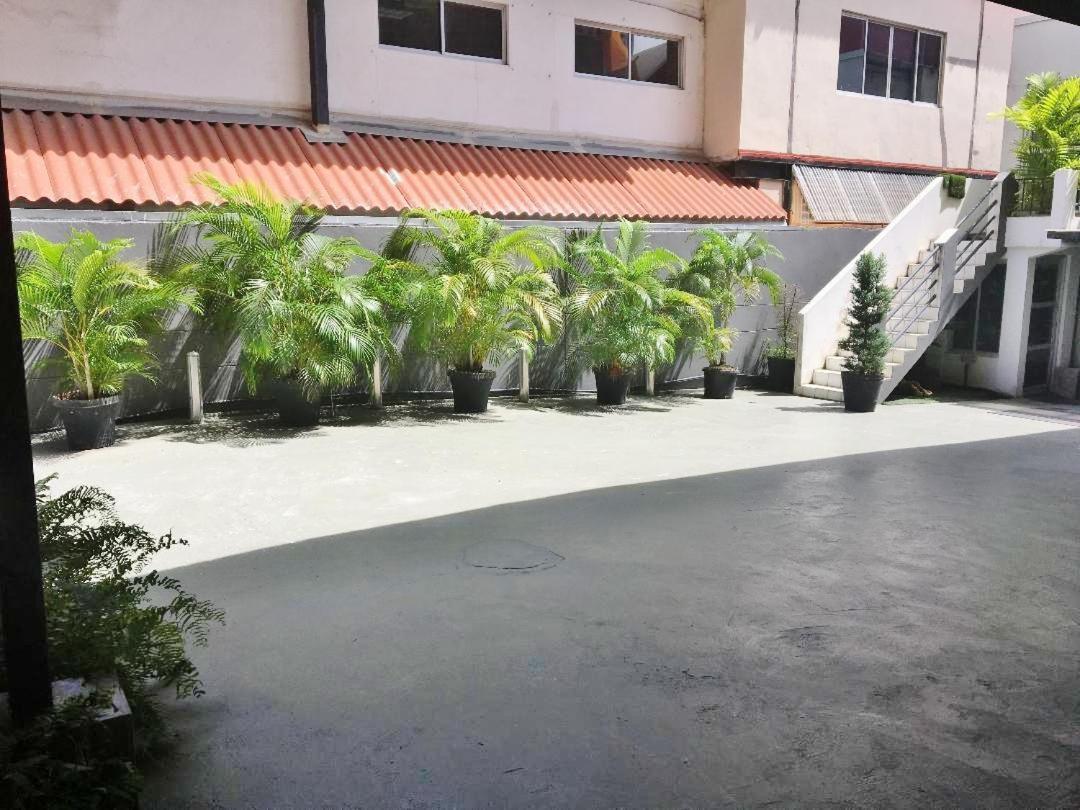 Serenade Lodging Rooms Panama Stadt Exterior foto