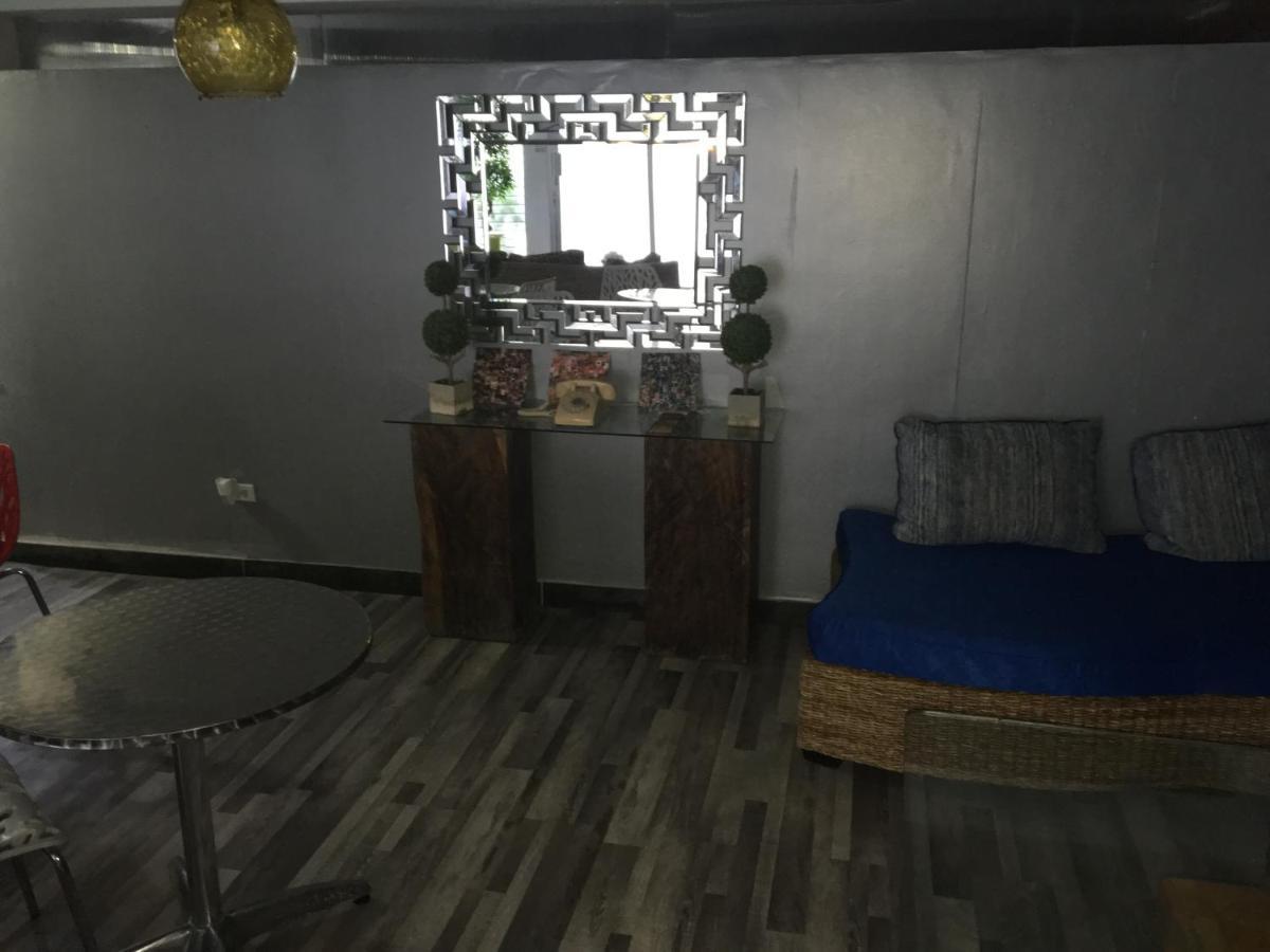 Serenade Lodging Rooms Panama Stadt Exterior foto