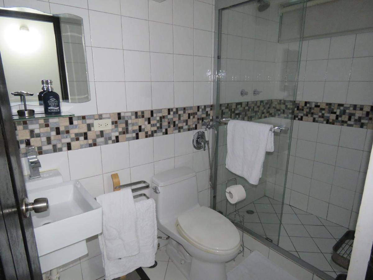 Serenade Lodging Rooms Panama Stadt Exterior foto